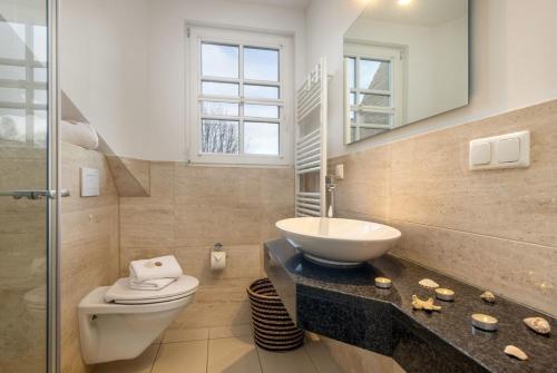Apartment image 10