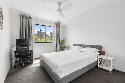 Classy 2-bed Apartment by Prince Alfred Park - main image