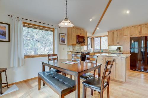 7 Cedar, Sunriver