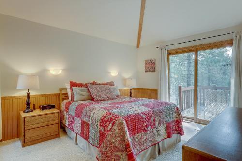 7 Cedar, Sunriver (photo 2)
