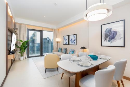 Ultimate Stay Luxurious Address Opera 2BR Next to Burj Khalifa and Dubai Mall Large Balcony with Stunning Views, Dubai (foto 10)