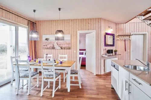 Typ F "John Silver" -Kapitänshaus- in Pelzerhaken, Deutschland