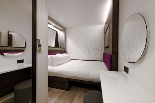 The East London Hotel - image 6