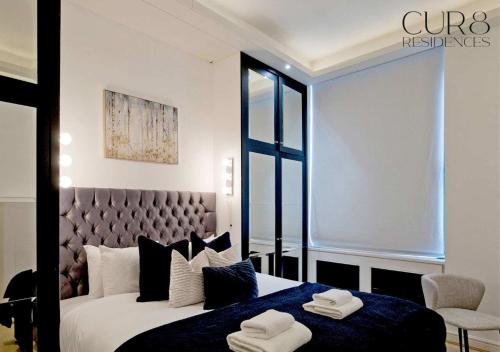 Harrods Hideaway 3 Bedroom Flat - image 38