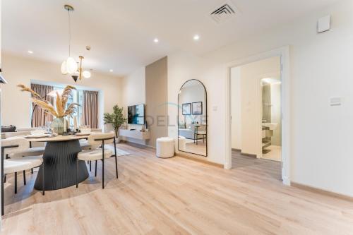 Redesigned High-Rise 1BR Near Key Landmarks, Elite Residence, Dubai Marina by Deluxe Holiday Homes, Dubái (foto 3)