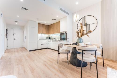 Redesigned High-Rise 1BR Near Key Landmarks, Elite Residence, Dubai Marina by Deluxe Holiday Homes, Dubái (foto 4)