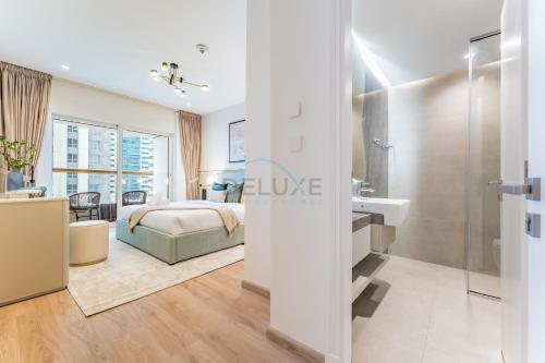 Redesigned High-Rise 1BR Near Key Landmarks, Elite Residence, Dubai Marina by Deluxe Holiday Homes, Dubái (foto 10)