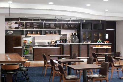 Courtyard by Marriott Knoxville Airport Alcoa - image 11