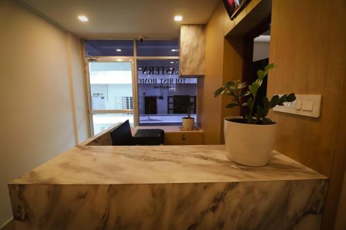 ردهة, Hotel Eastern in سلطان باتاري