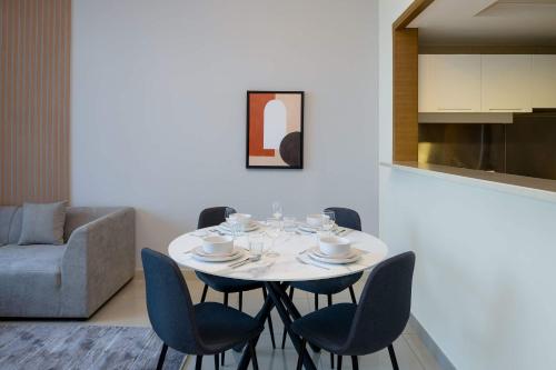 Silkhaus spacious 1 BDR near Burj Khalifa in Downtown, Дубай (фото 4)
