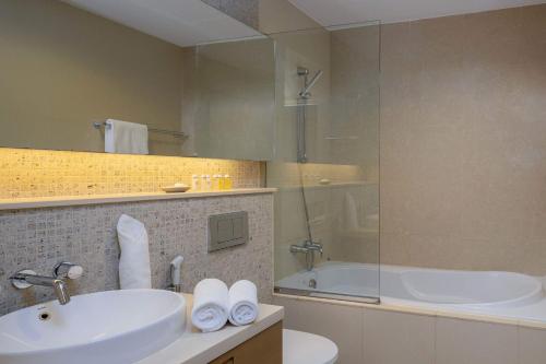 Silkhaus spacious 1 BDR near Burj Khalifa in Downtown, Дубай (фото 9)