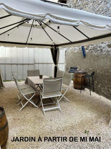 Maison de village wifi - parking et jardin prive in Montailleur
