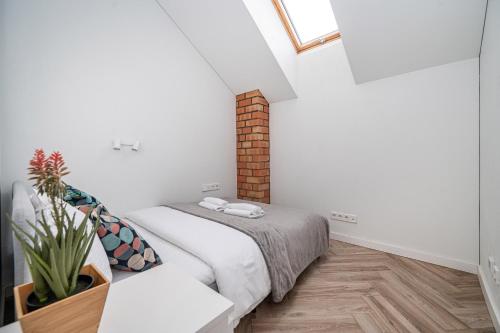 Two-Bedroom Apartment with View image 10