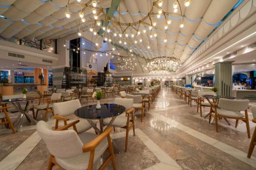 652966064 Hotel Aqua