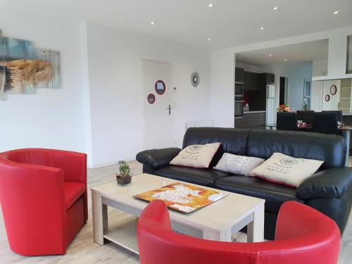 500m de la mer, maison moderne avec jardin pour 4 gîte à louer GITE, CHAMBRE D HOTE, LE REPOS DU PECHEUR ,PLOGOFF