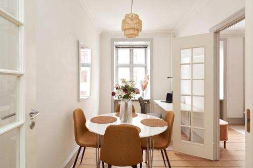 Family - Central - Sea - Luxury, Copenhagen (photo 3)