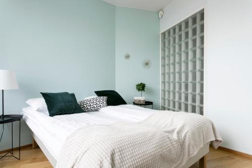 ---2ndhomes Beautiful Kamppi Center Apartment with Spa & Terrace---, Helsinki (photo 5)