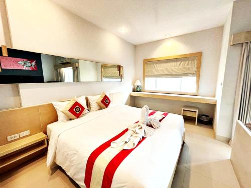 Khuangsingh Residence - Tap to explore photos