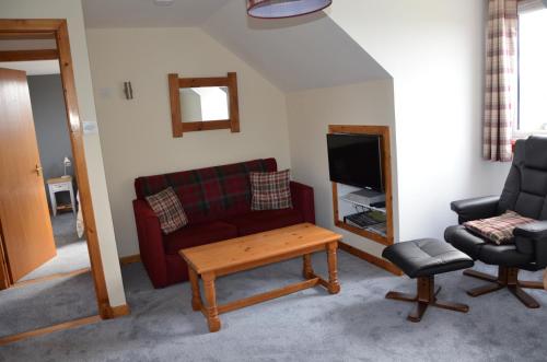 1-Bed Apartment with Sea View Sleeps 3 in Олтбі
