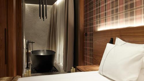 2 bedrooms, 3 beds