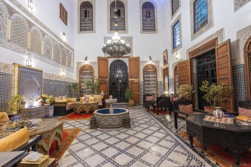 Riad Ghita - image 2