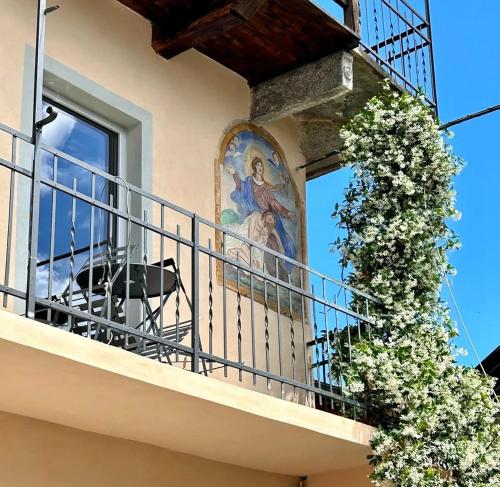 陽台/露台, Apartment in Tapigliano with Garden and Parking in 內比烏諾