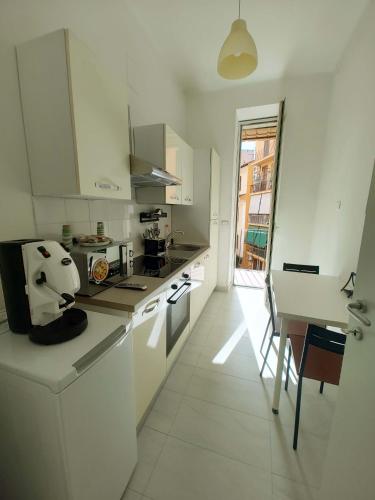 ViviRome - 2 Bedrooms Apartment - San Giovanni, Roma (foto 4)