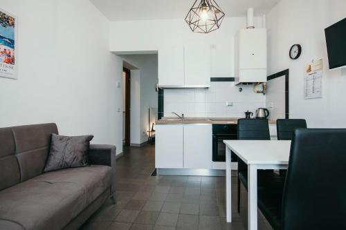 Kitchen, Bigattera Apartments in Varese