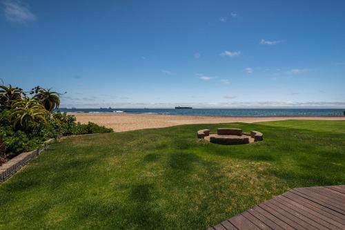 View, Ocean Dream Beach Cottage in Rand Rifles
