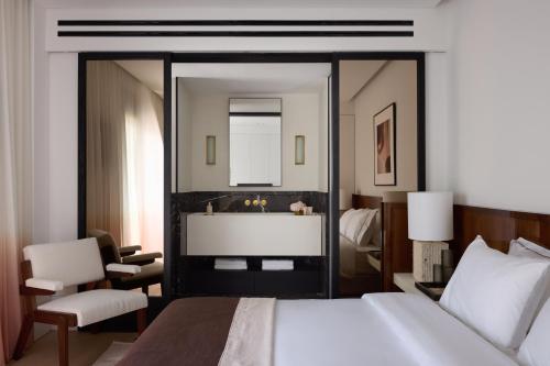 Kuka Luxury Living Athens - image 3