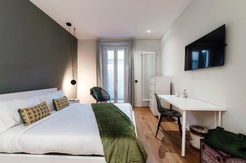One-Bedroom Apartment image 1