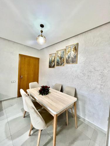 객실, apartment in center of Agadir in 암세르나트
