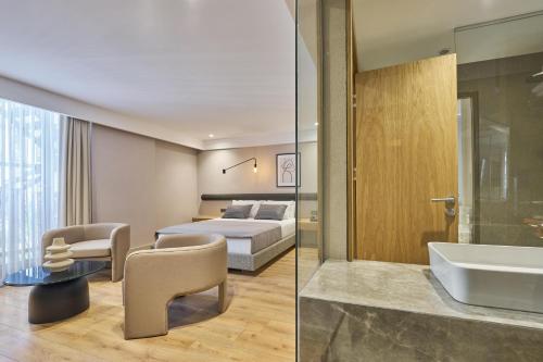 room detail thumbnail 2