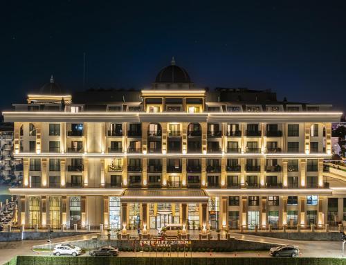 Serenity Queen Hotel – khách sạn tại Konakli