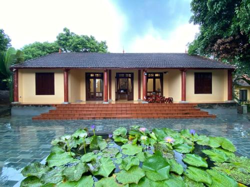 Family Bungalow image 2