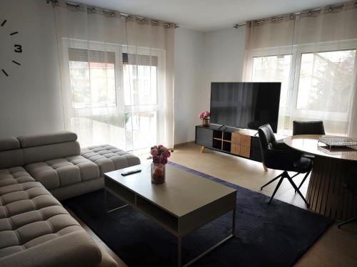 Hotel Valley of Business Frankfurt-Airport - BLACK LABEL APARTMENT