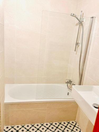 Bahía Santoña - Front line