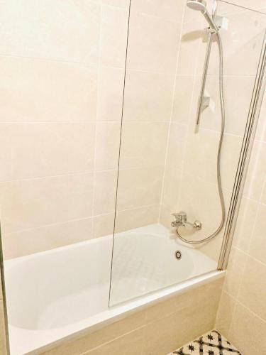 Bahía Santoña - Front line