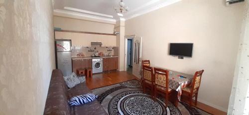 Kristal 1 in ซุมไกต์