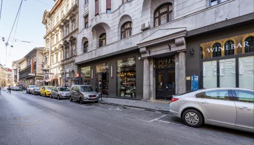 D58 - Grand Boulevard Royal Apartment - Best Location by BQA 5