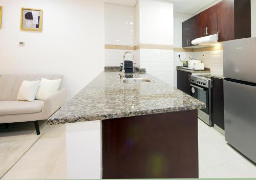 Stunning HighFloor Apt Close to Business Bay Metro - image 7