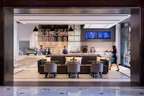 設施, 西湖村四季酒店 (Four Seasons Hotel Westlake Village) in 西湖村