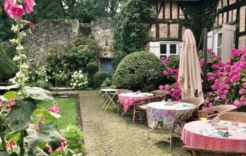 外部景觀, Awesome Home In Milly-Sur-Thérain (Awesome Home In Milly-Sur-Therain) in 紹塞地區聖奧梅爾