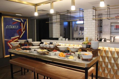 Victory House London - image 7