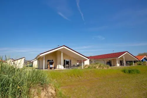 Typ E plus "Peking" -P-Liner-Haus- in Pelzerhaken, Deutschland