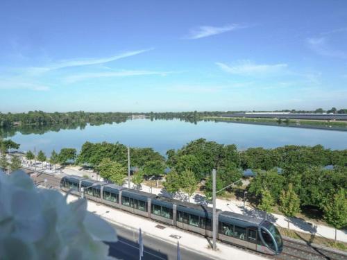 Pullman Bordeaux Lac - main image