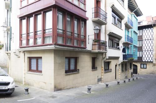 Bordari by Smiling Rentals - image 14