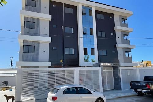 03 quartos (ar condicionado e ventilador), até 10 pessoas, garagem, atrás do hospital da Unimed apt 202 - Rio São Francisco