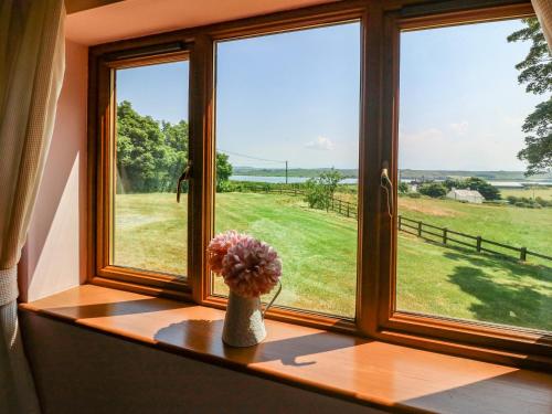 ทัศนียภาพภายนอกโรงแรม, Fferam Y Llyn in ลานเบริส