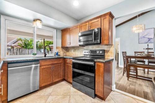 Bright and Comfy 5 Star Location with a Heated Pool